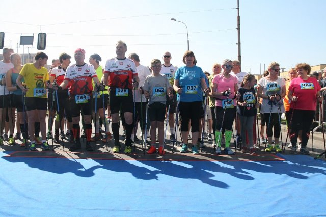 MINI MARATON MANHATAN Pamięci JANA PAWŁA II