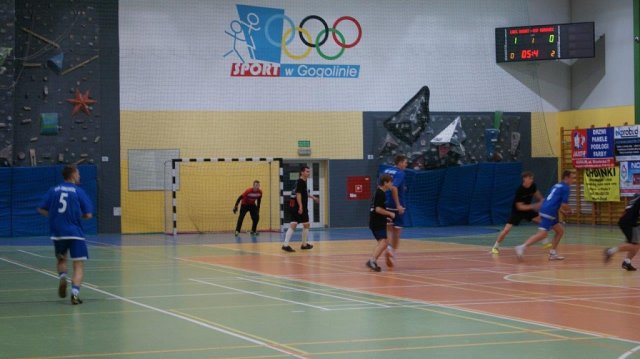 LUKS kontra Obrowiec