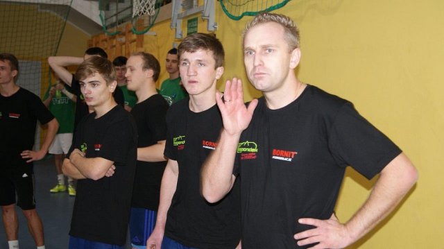 LUKS kontra Obrowiec