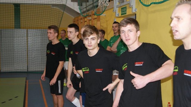 LUKS kontra Obrowiec